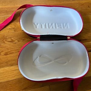 Nfinity vengeance shoe cases.